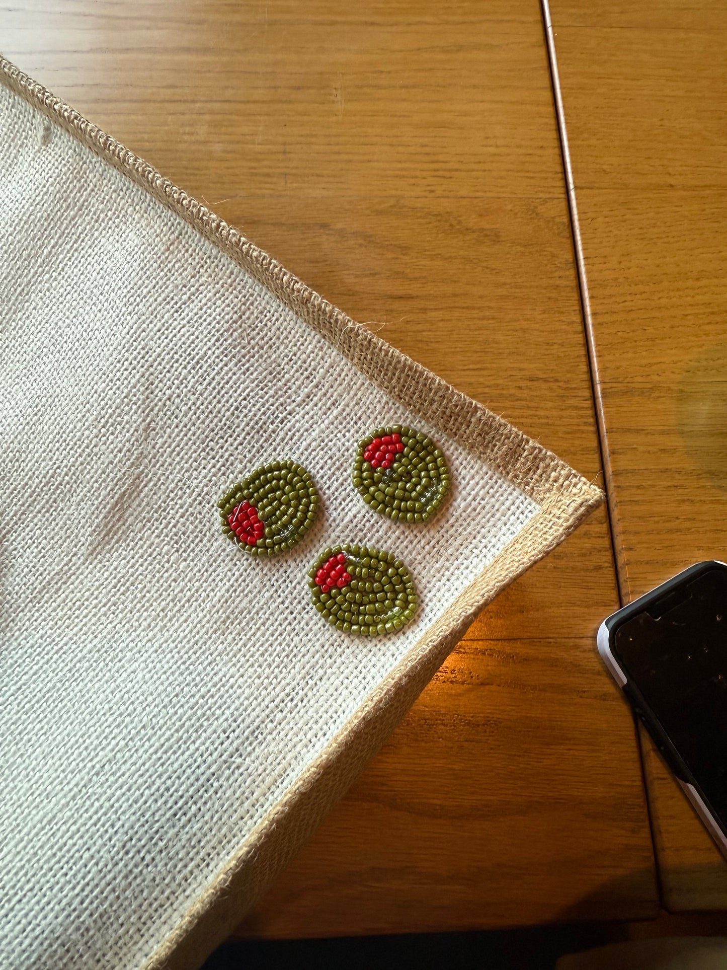 Beaded embroidery workshopورشه شك الخرز 🪡 🧵