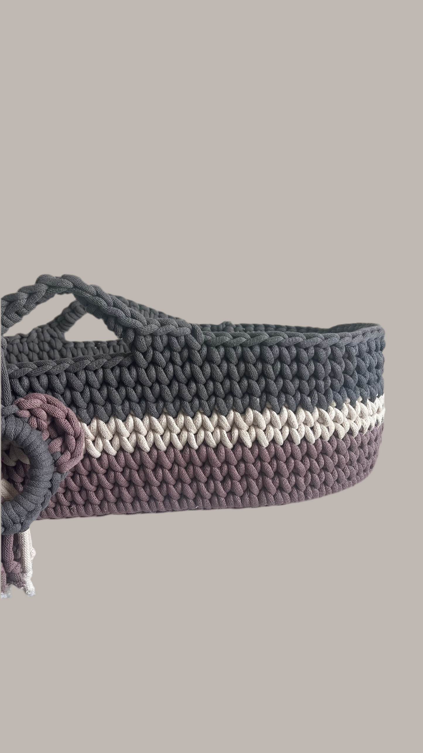 Moses basket 🧺