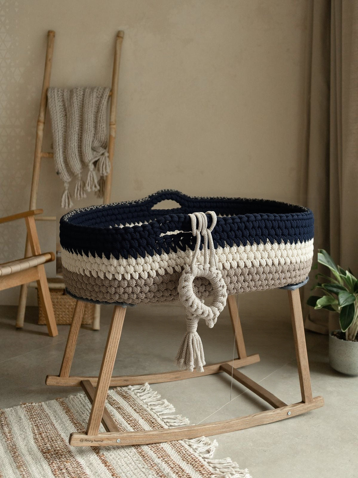 Moses basket