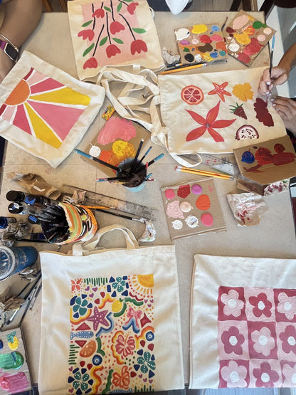 Tote bag painting