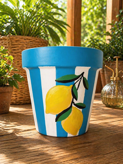 Pot painting ورشه الرسم على الفخار